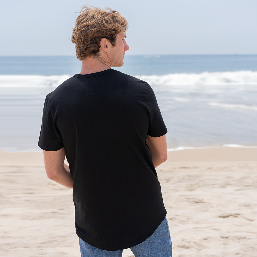 #color_black organic cotton Short Sleeve Henley Curved Hem close-view