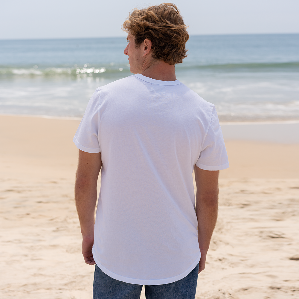 #color_white organic cotton Short Sleeve Henley Curved Hem t-shirt Back